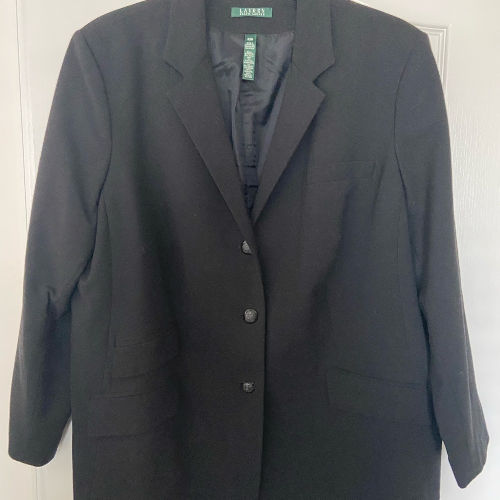 Black winter blazer for the diva in you!